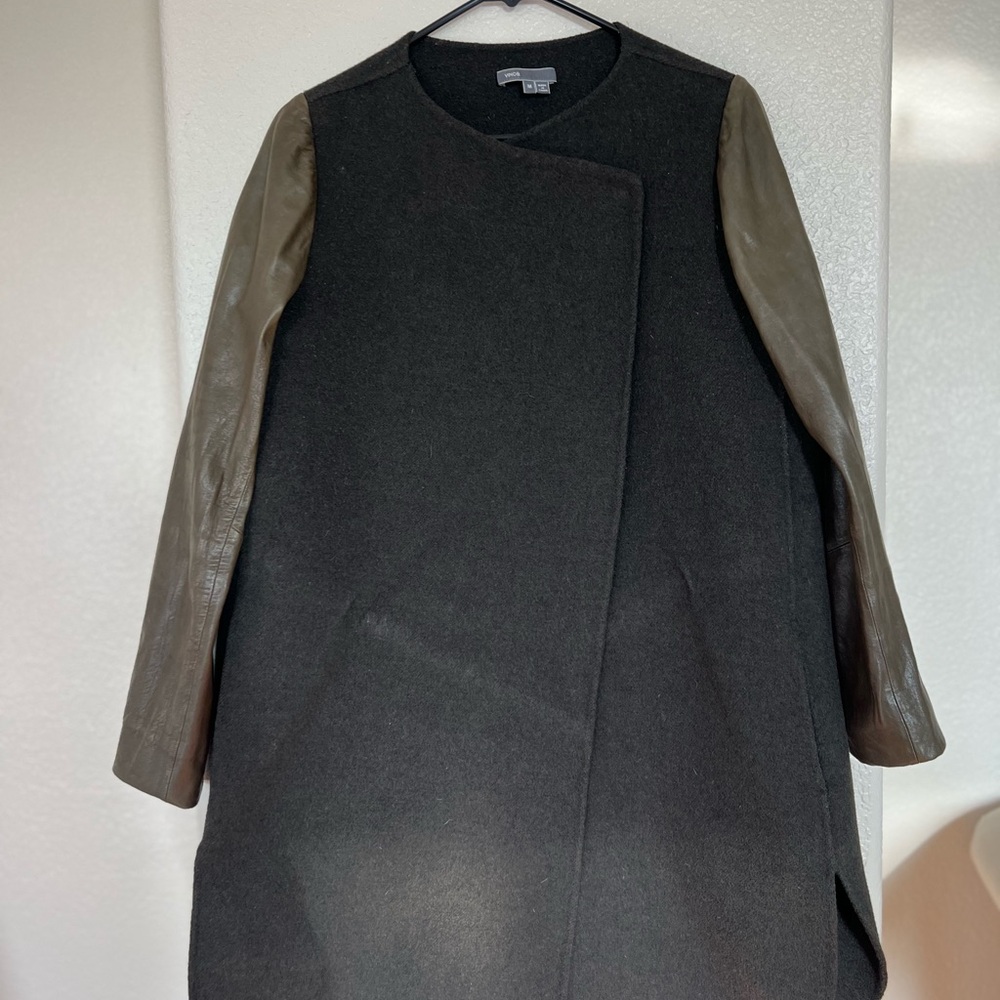 Vince cozy overcoat wool with leather sleeves